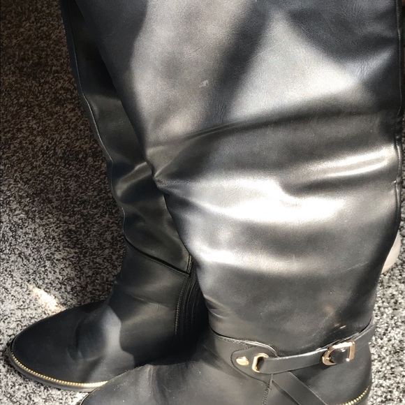 High black boots past the knee - Picture 3 of 5